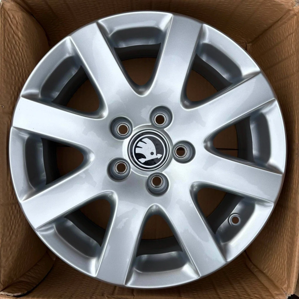 NOVÁ ALU KOLA ŠKODA OCTAVIA SUPERB YETI KAROQ 16"