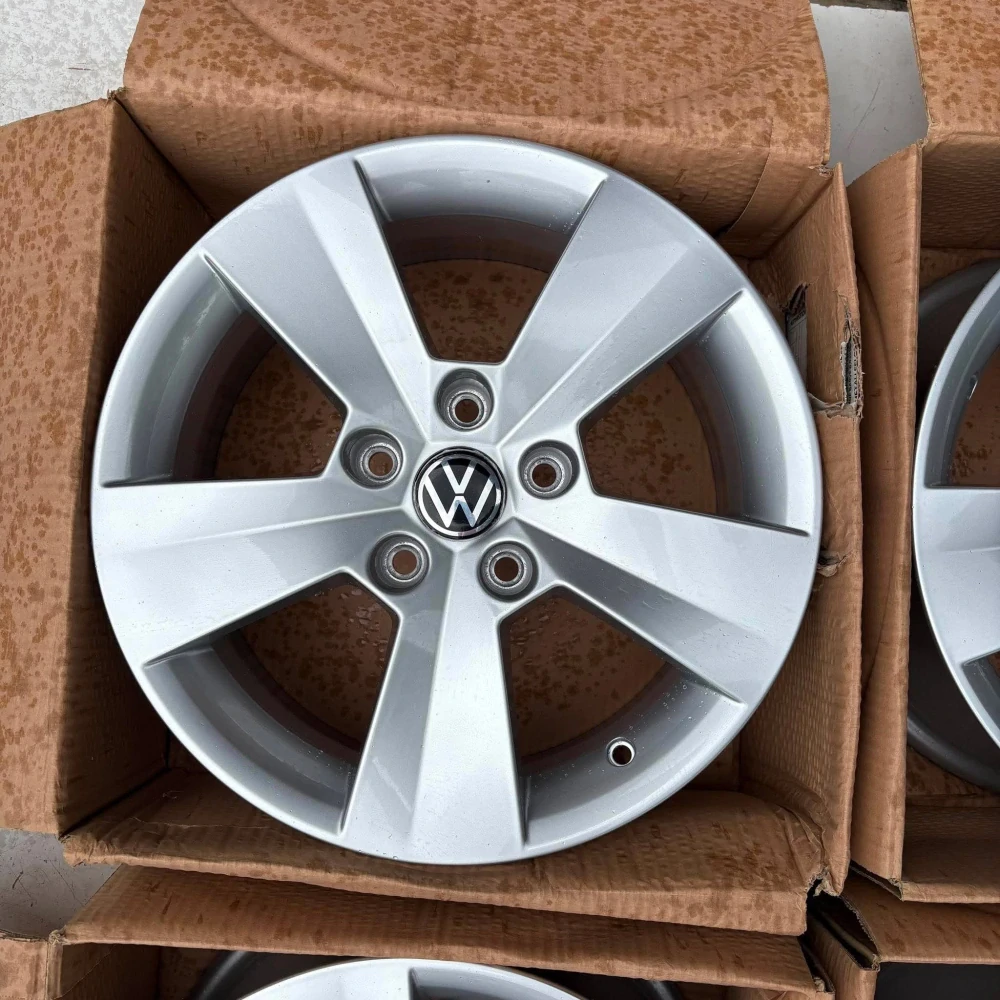NOVÁ ALU KOLA VW GOLF PASSAT CADDY TOURAN 16" DPH