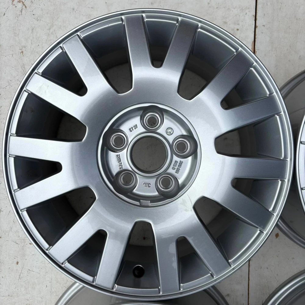 ALU KOLA ŠKODA SUPERB YETI OCTAVIA 16" DPH