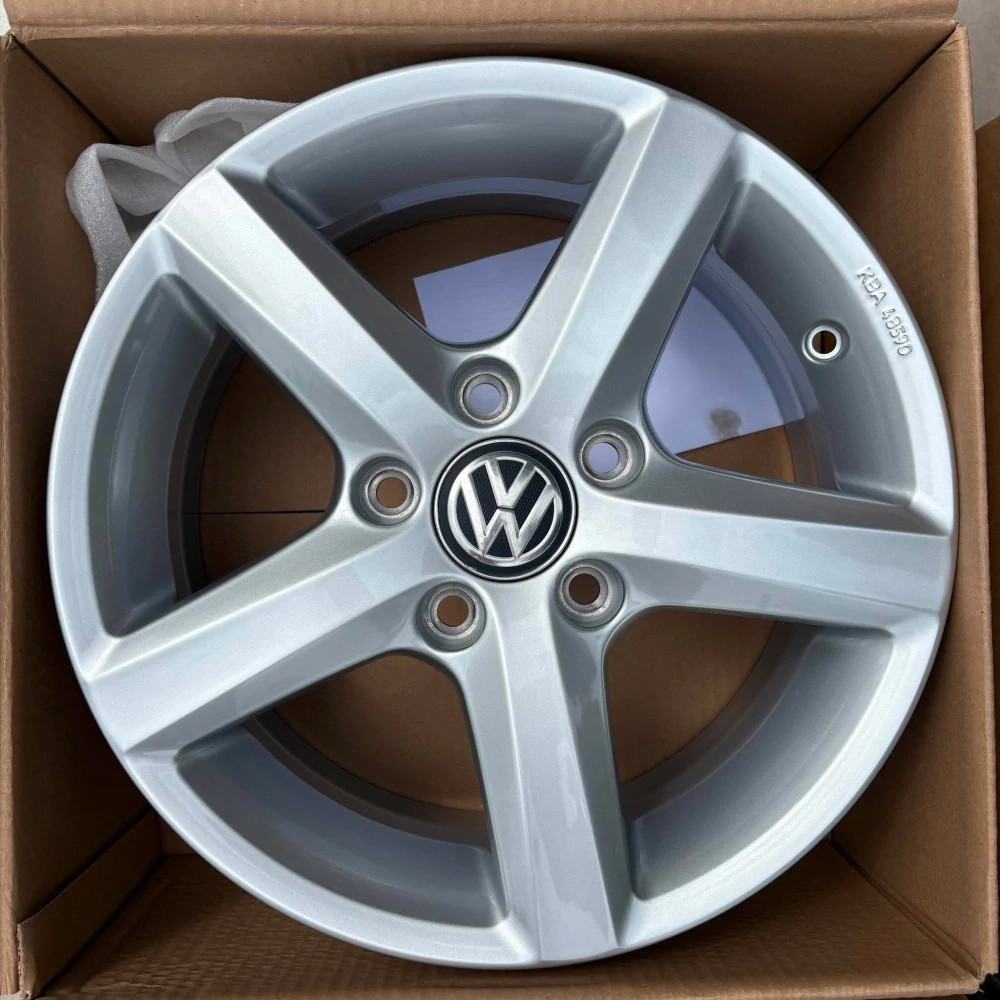 NOVÁ ALU KOLA VW GOLF 15" DPH