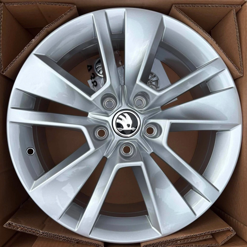 NOVÁ ALU KOLA ŠKODA KAROQ OCTAVIA SUPERB 17" DPH