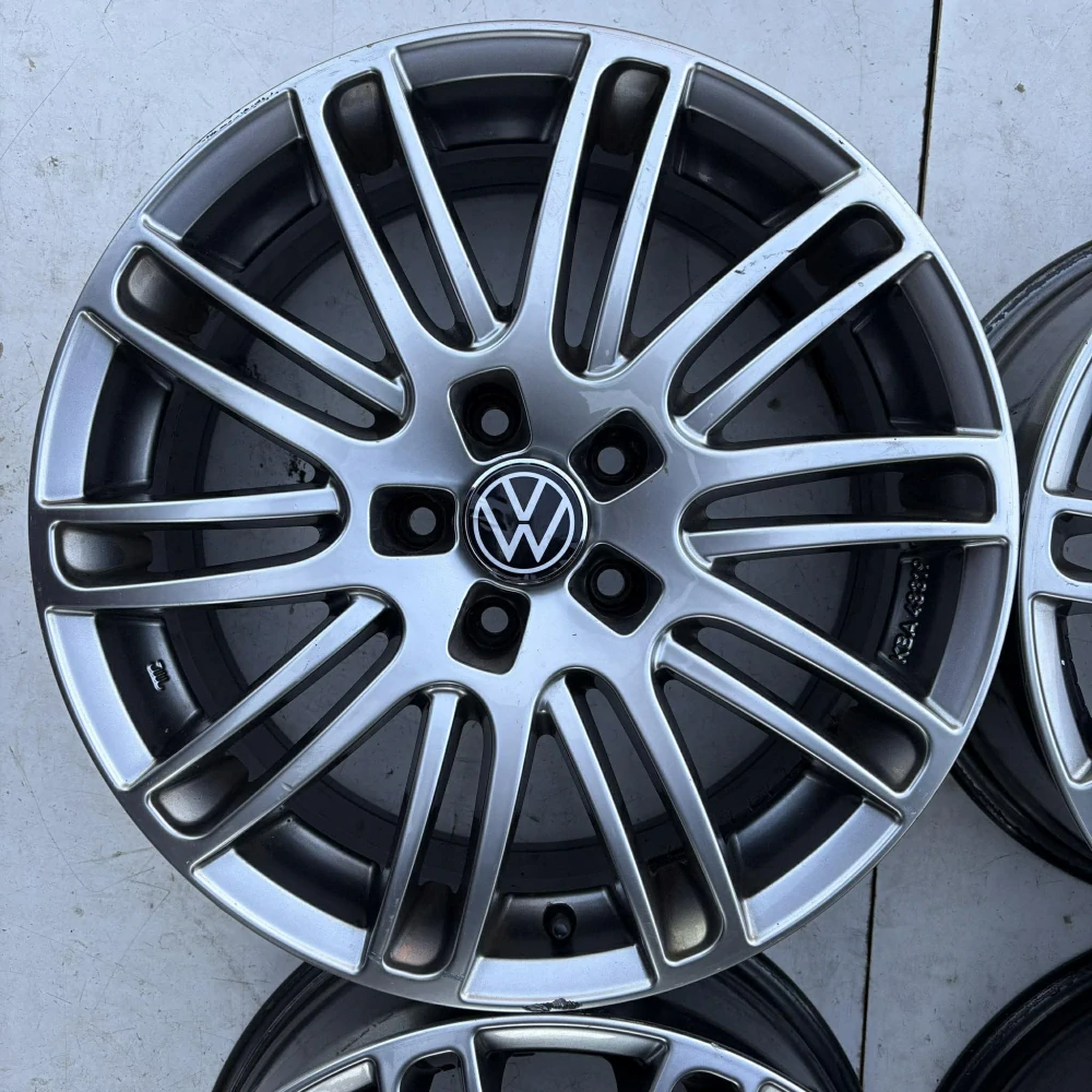 VW PASSAT GOLF TOURAN TIGUAN 17"
