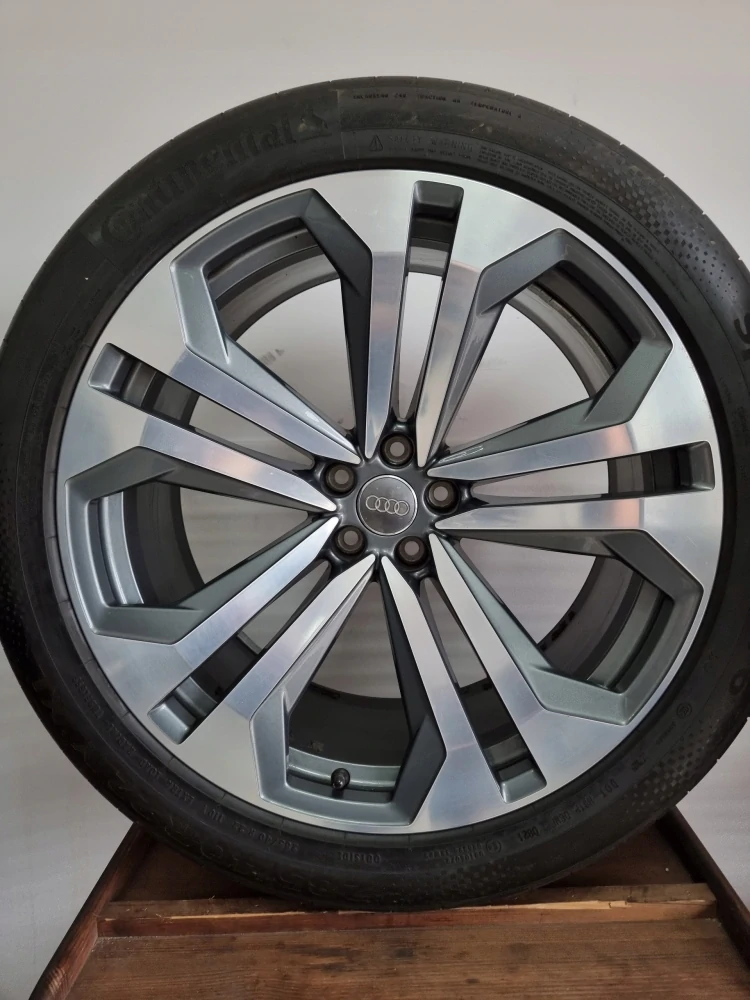 Audi Q8 4M8 Continental LATO 2021 22"