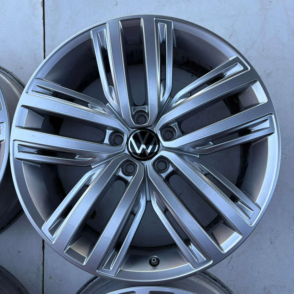 VW TIGUAN 19"