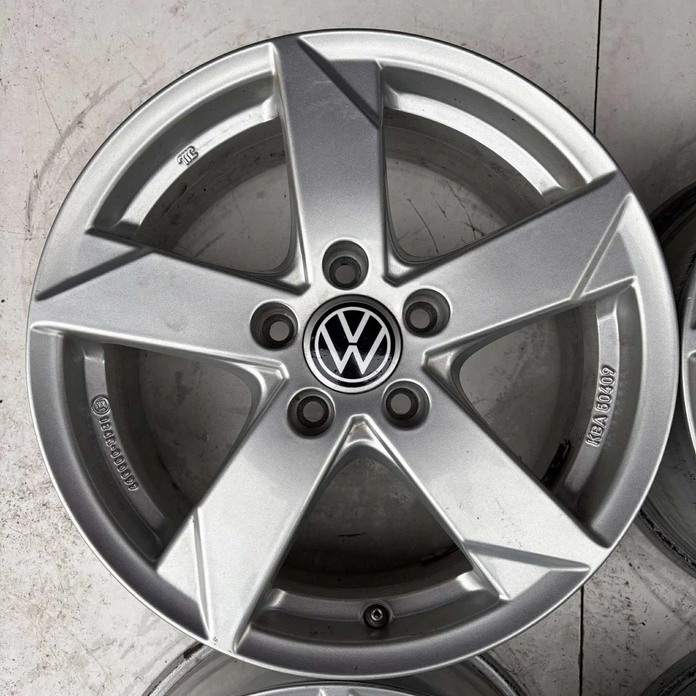 VW GOLF PASSAT CADDY TOURAN TIGUAN 16"