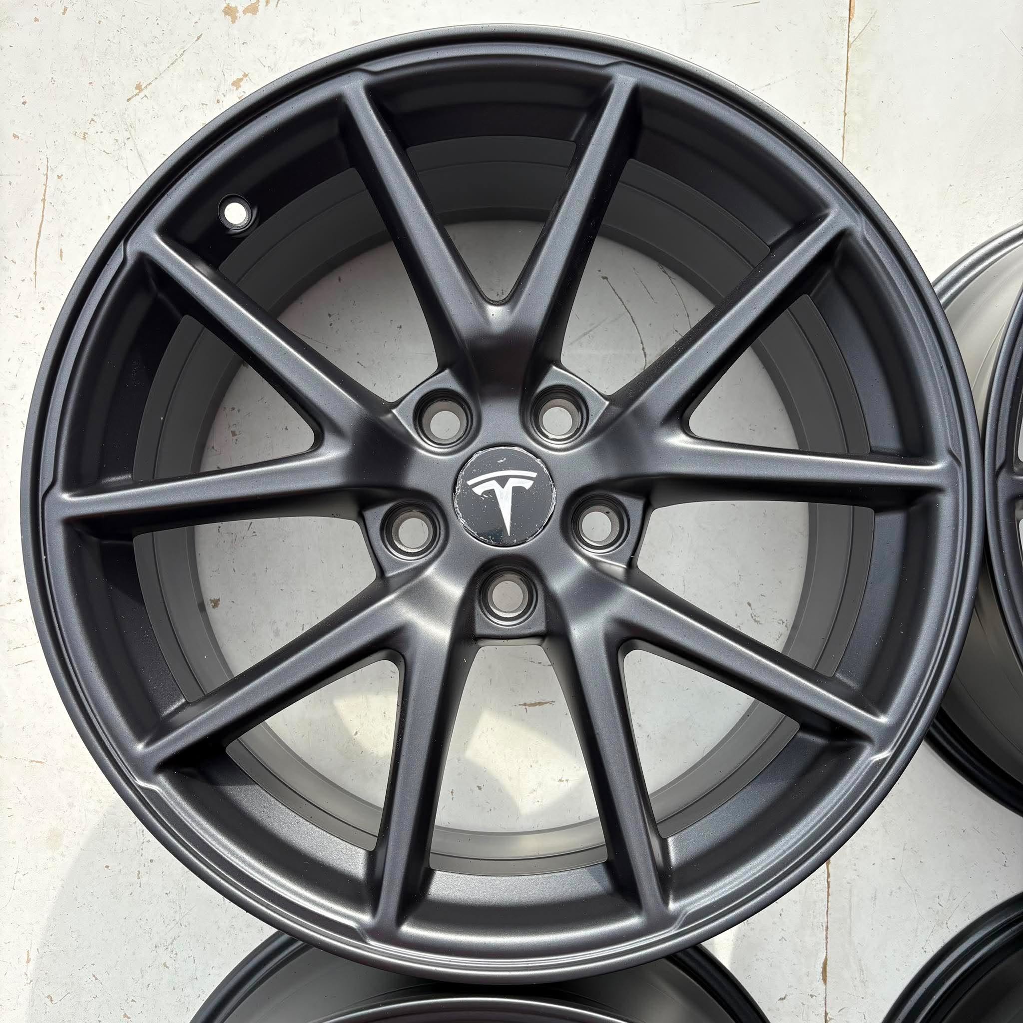 NOVÁ ALU KOLA TESLA 3 18" DPH