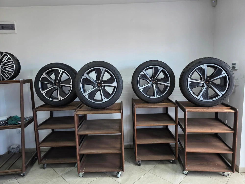 CUPRA FORMENTOR 18" Bridgestone 2023 ROK
