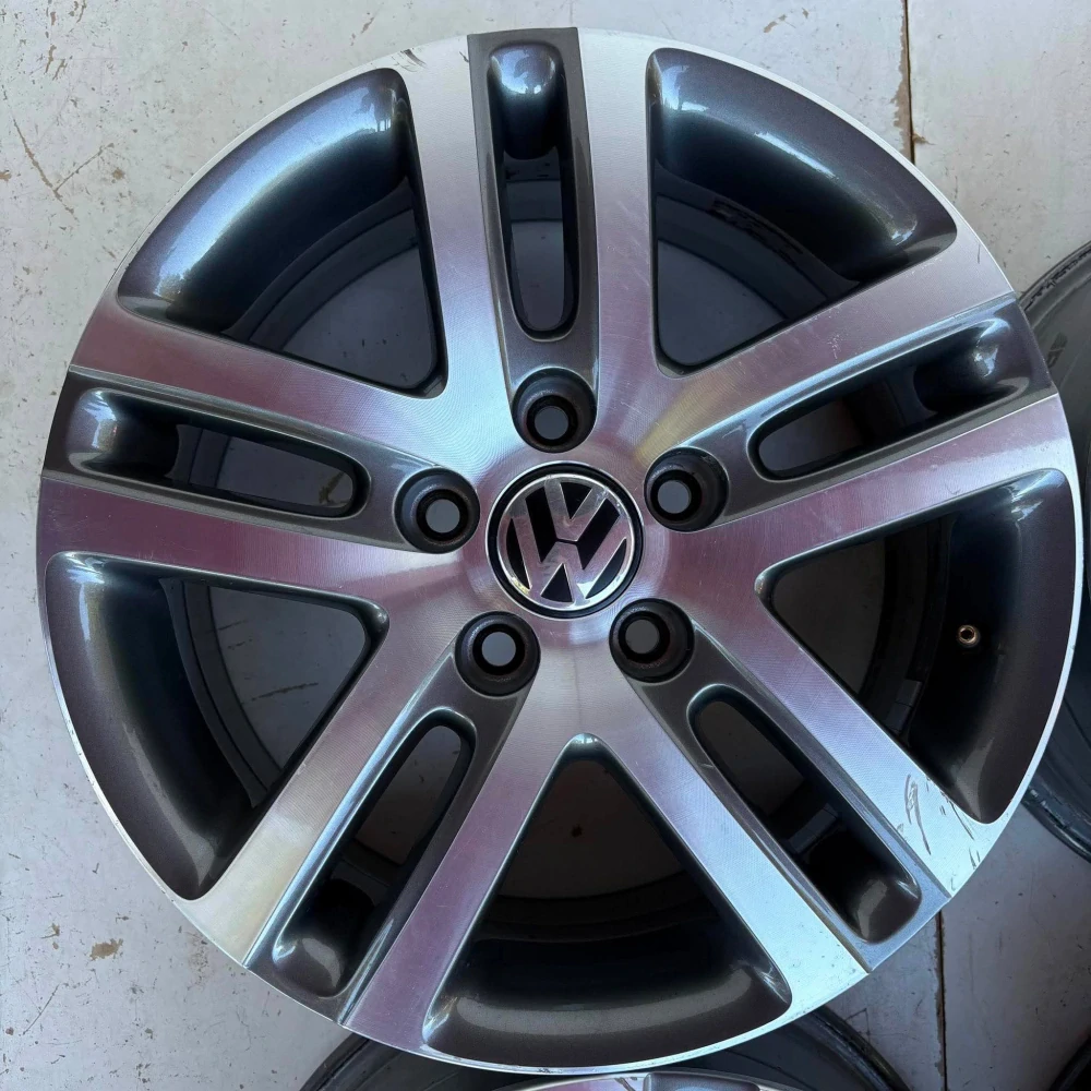 ALU KOLA VW GOLF CADDY TOURAN 16"
