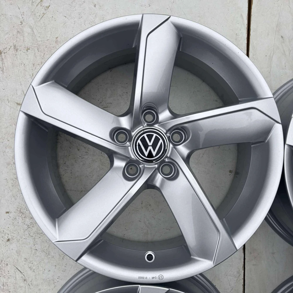 NOVÁ ALU KOLA VW GOLF PASSAT TIGUAN 17" DPH