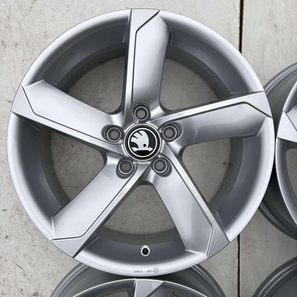 ALU KOLA ŠKODA KODIAQ OCTAVIA SUPERB 17" DPH