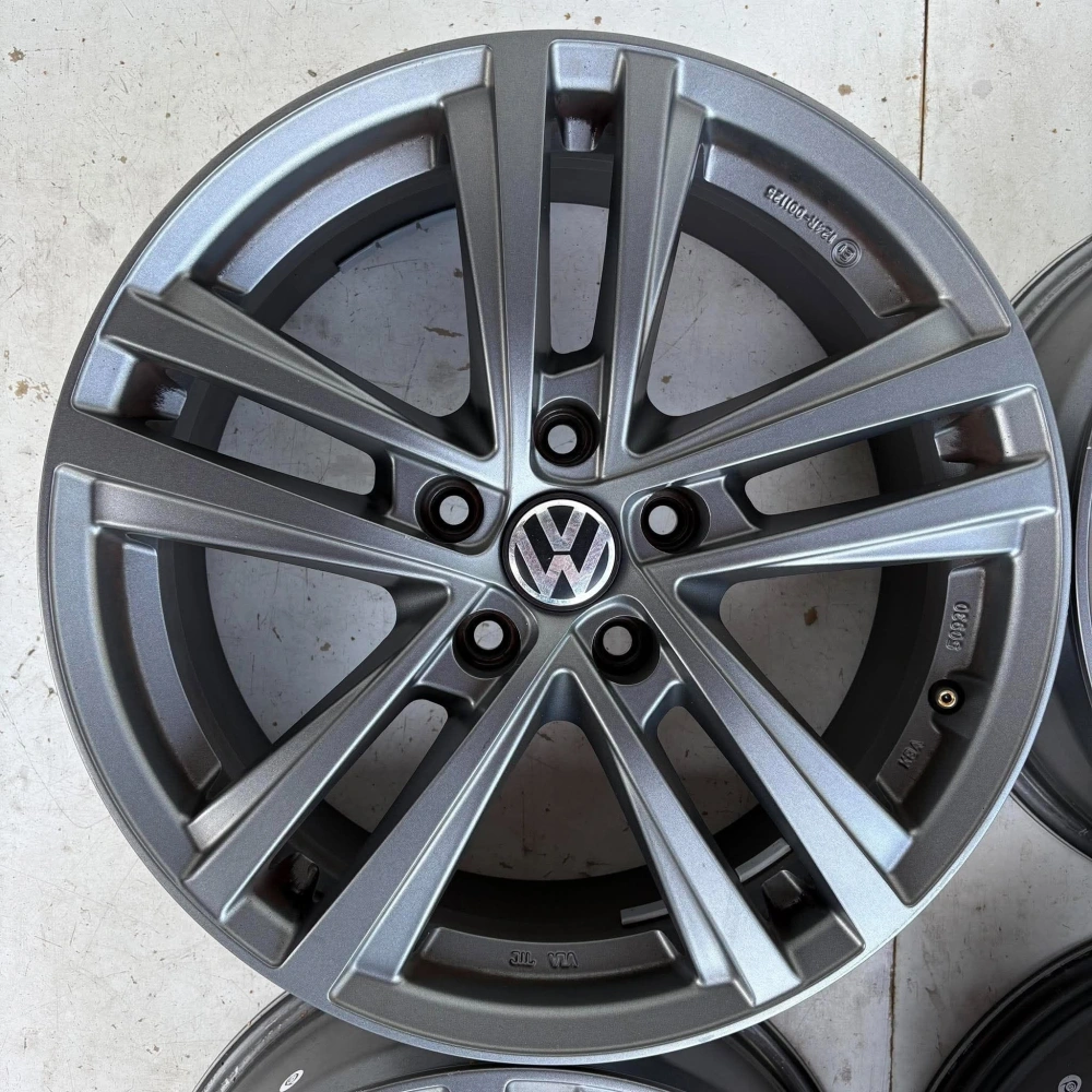 ALU KOLA VW PASSAT GOLF TIGUAN T-ROC 17"