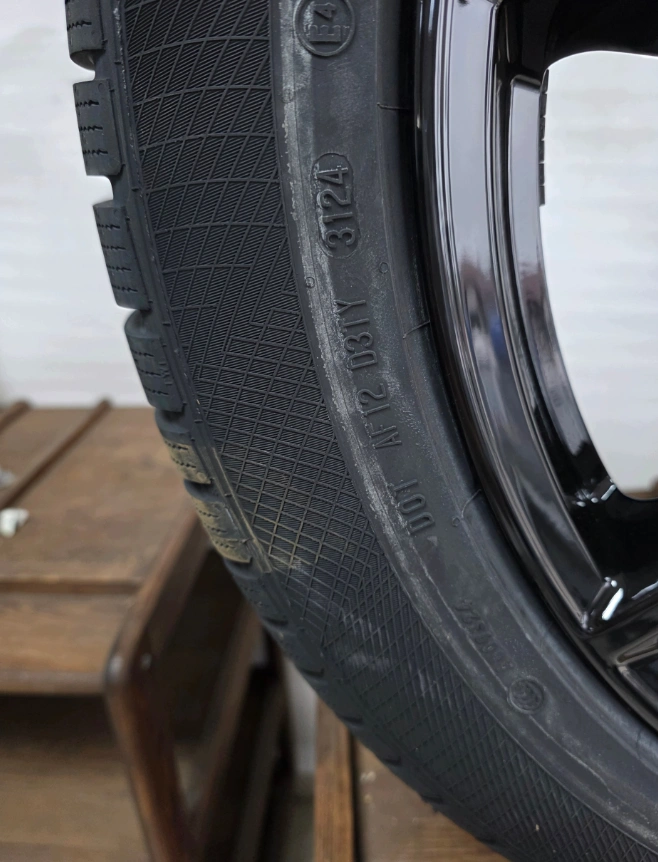 NOVÁ ZIMNÍ ALU KOLA AUDI 20" Q5 SQ5