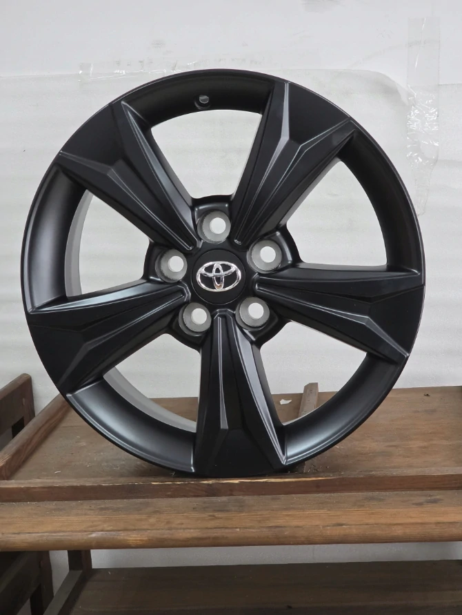 NOVÁ ALU KOLA TOYOTA 17" COROLLA AURIS
