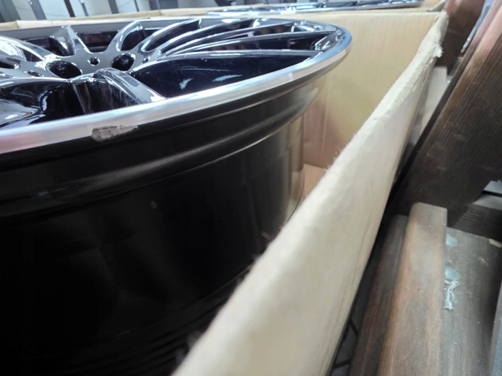 NOVÁ ALU KOLA MERCEDES S CLASSA AMG 20"