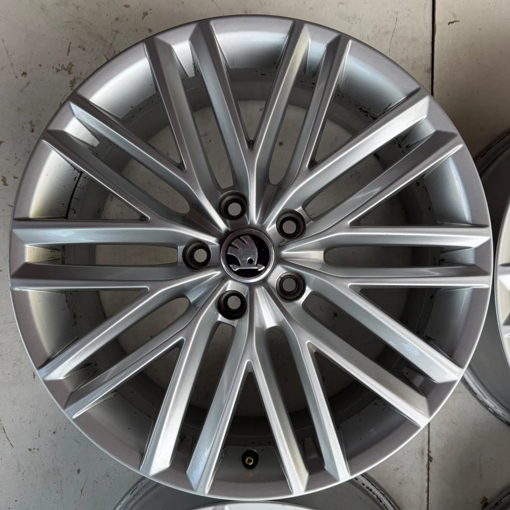 ALU KOLA ŠKODA KAROQ KODIAQ 18"