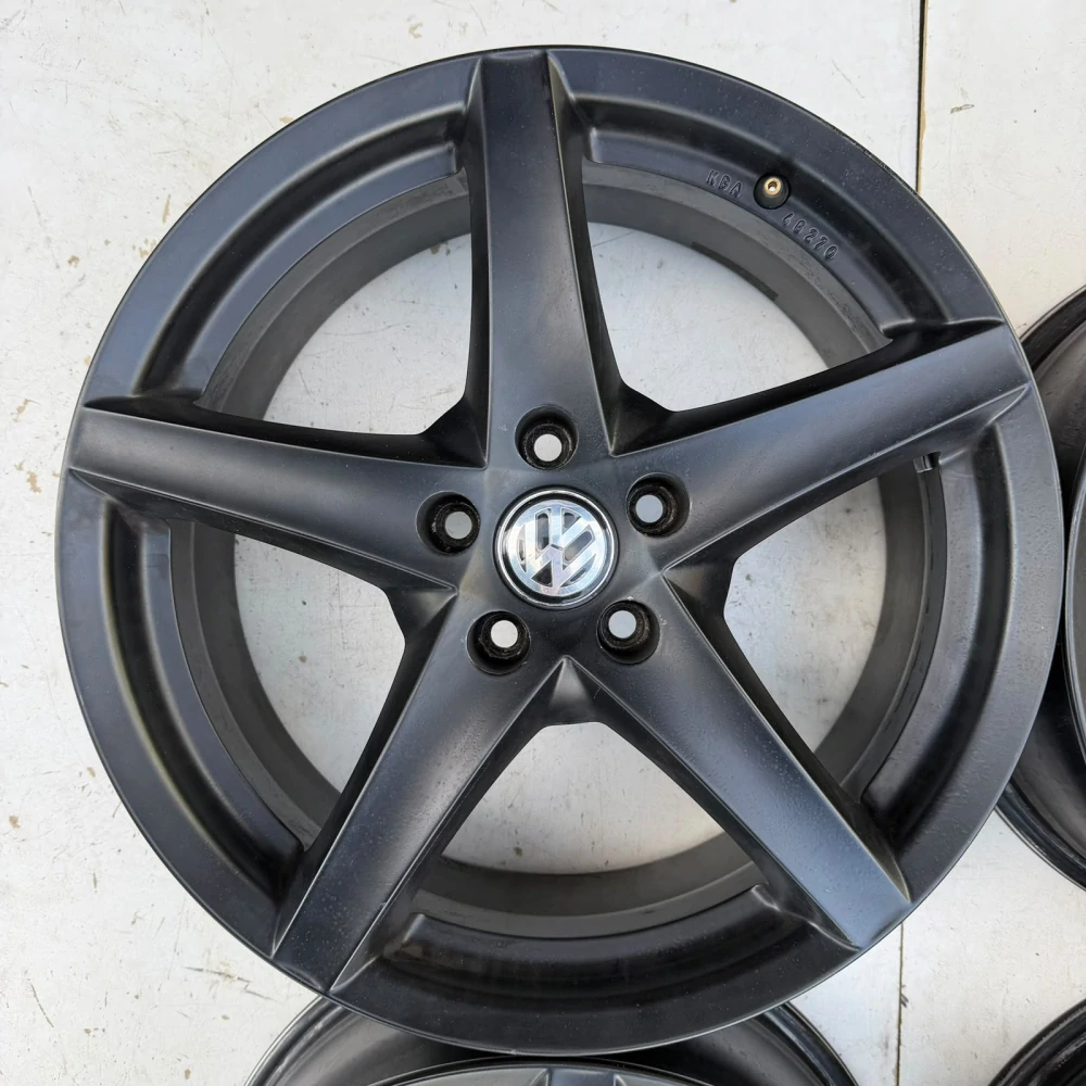 ALU KOLA VW GOLF PASSAT TIGUAN TAYRON 18"