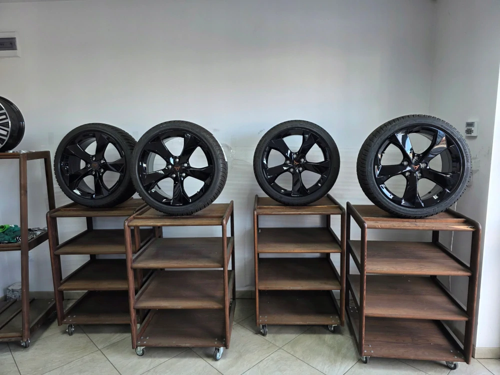 Seat Cupra Leon Mk4 18" Bridgestone 2023 ROK 5FA601025H