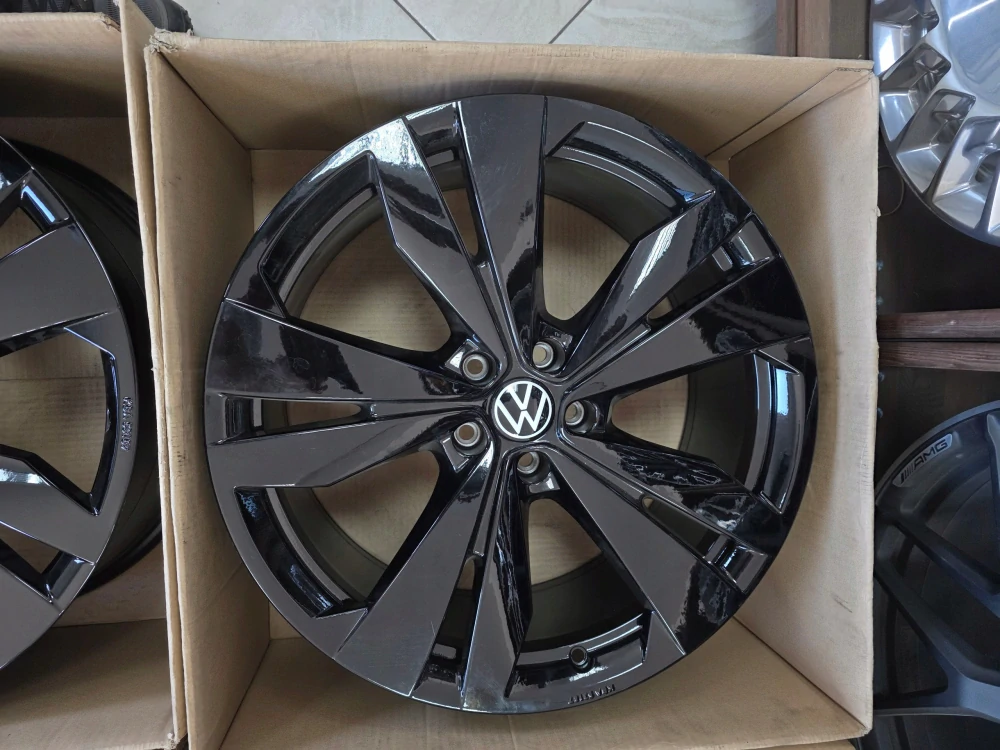 VW ID.4 ID.5 Skoda Enyaq iV Elroq 20"