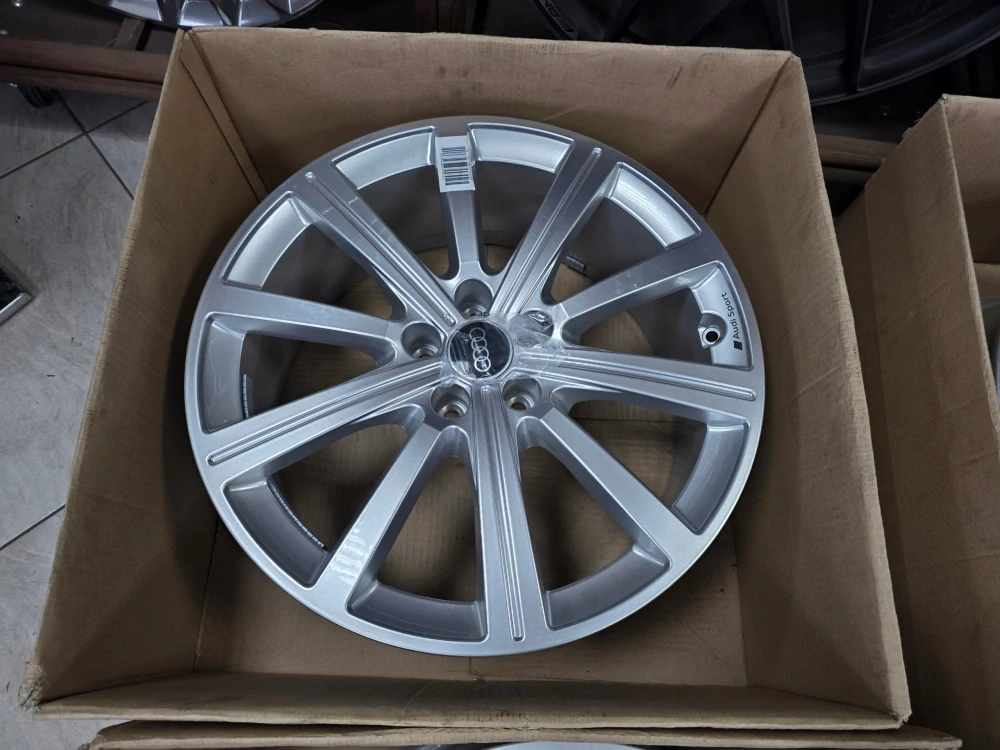 Audi RS Q3 Sportback 83A601025BE 19"