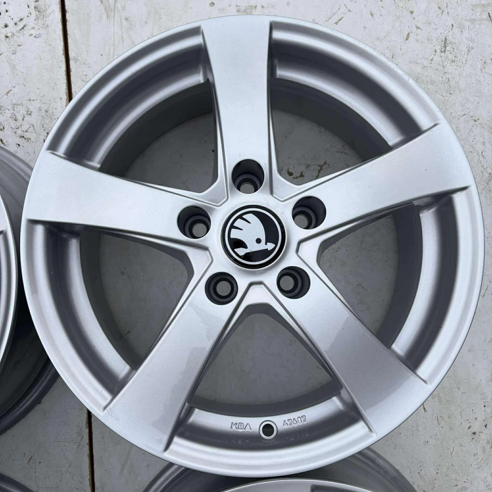 ALU KOLA ŠKODA OCTAVIA SUPERB YETI KAROQ 16" DPH