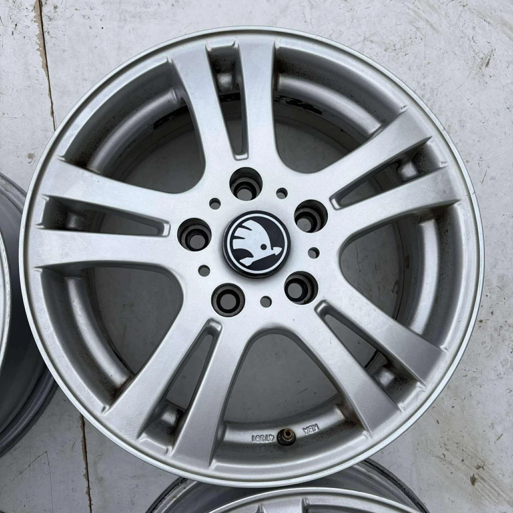 ALU KOLA ŠKODA OCTAVIA 15" DPH