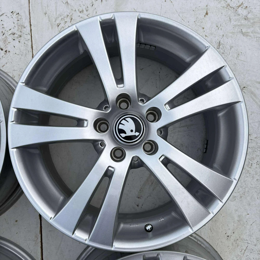 ALU KOLA ŠKODA SUPERB OCTAVIA KAROQ 17" DPH
