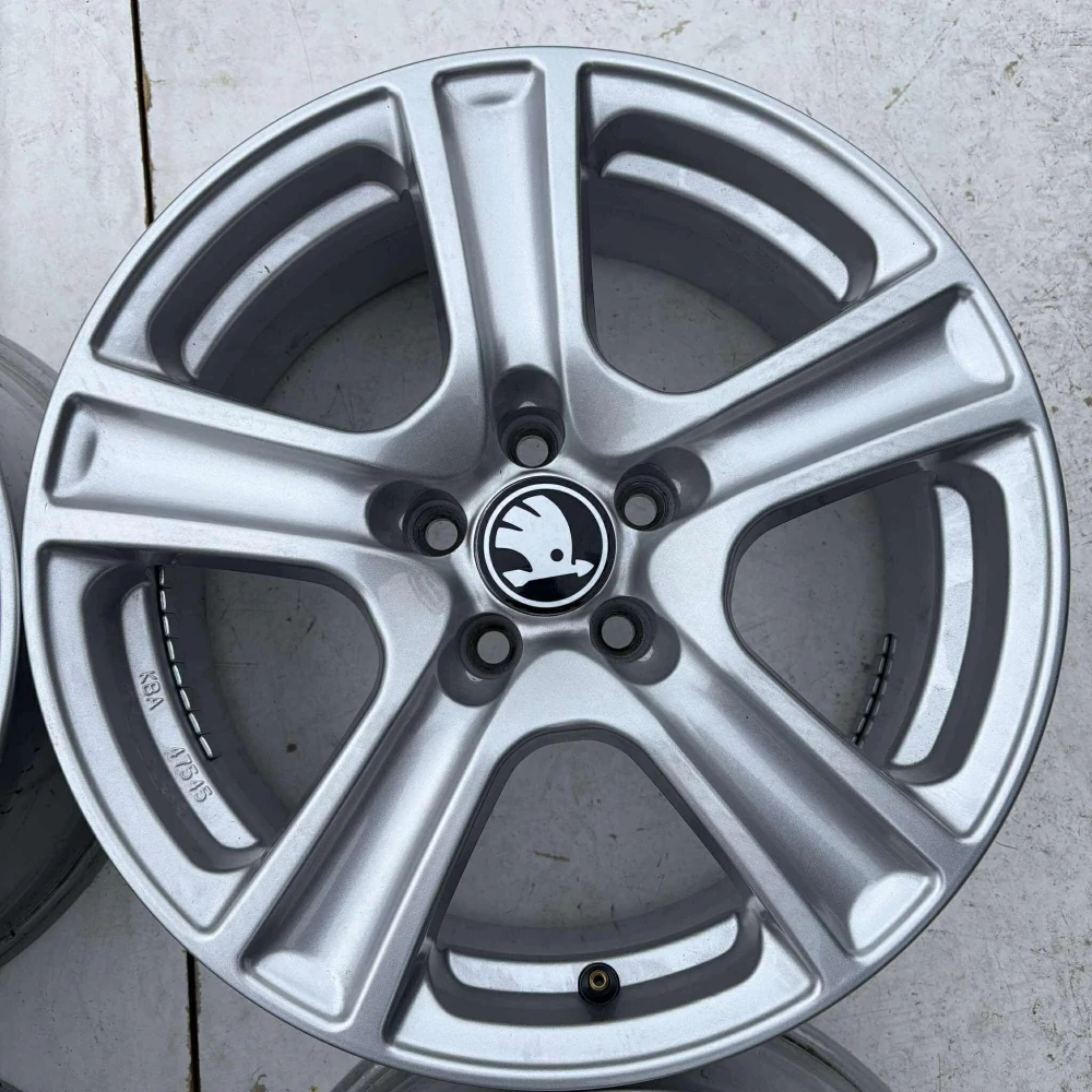 ALU KOLA ŠKODA Scala Fabia Kamiq 16" DPH