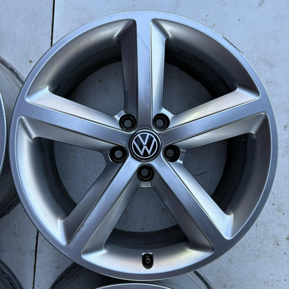 ALU KOLA VW GOLF PASSAT ARTEON 18" DPH