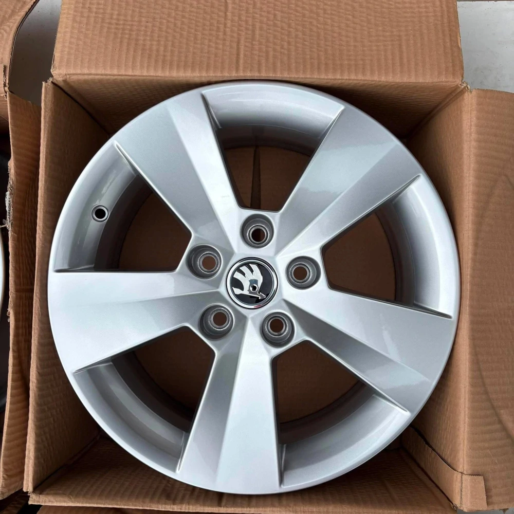 NOVÁ ALU KOLA ŠKODA SUPERB OCTAVIA KAROQ 16" DPH
