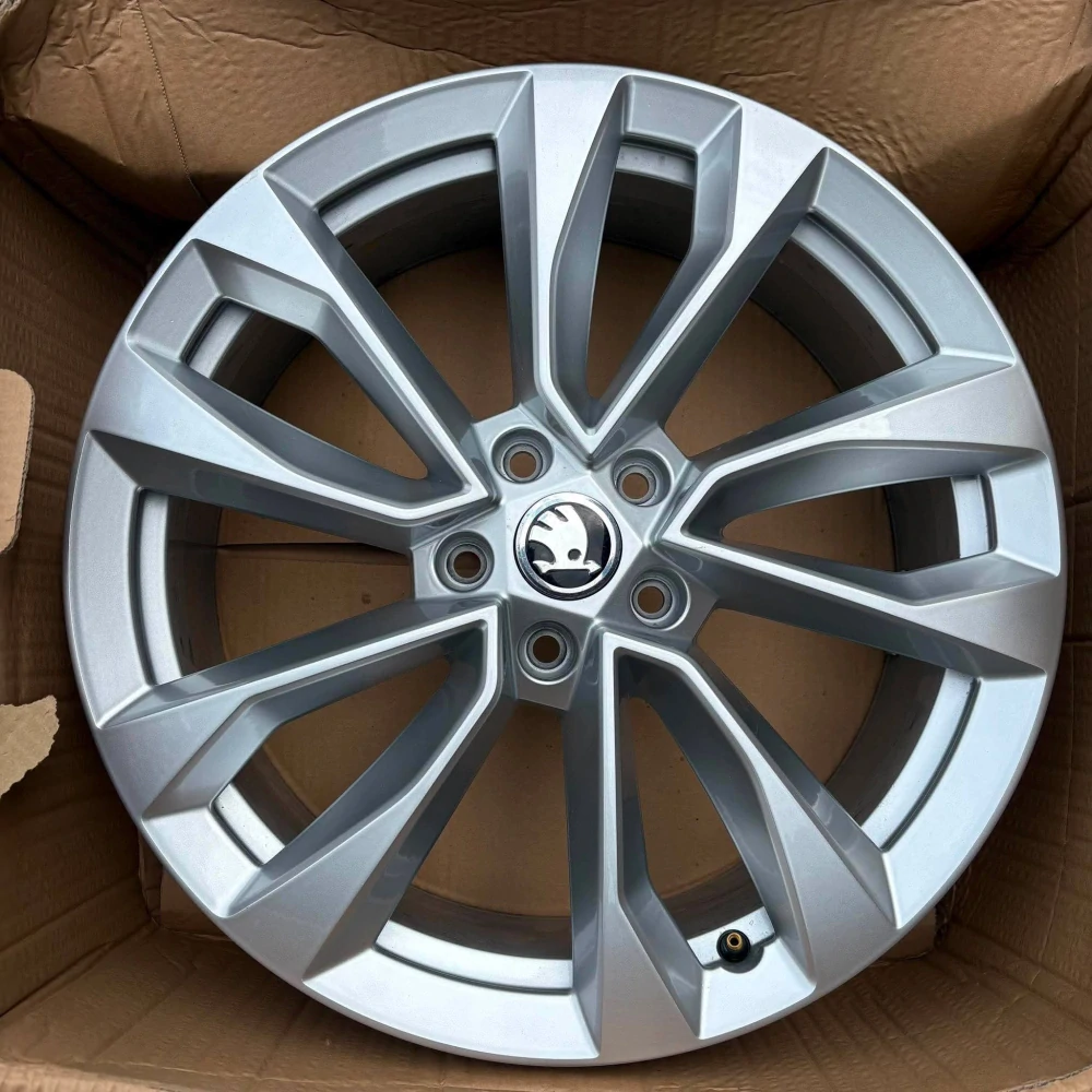 NOVÁ ORIGINÁLNÍ ALU KOLA ŠKODA KODIAQ 19" DPH