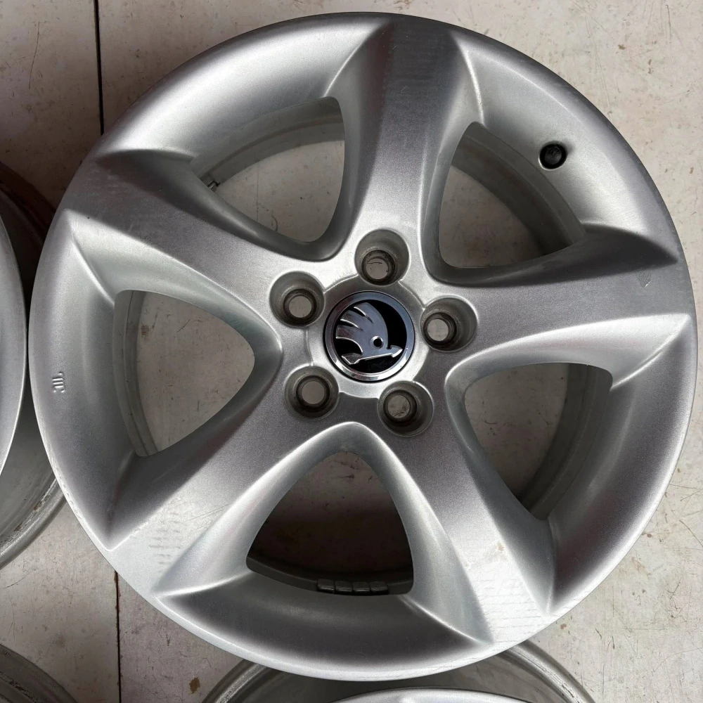 ALU KOLA ŠKODA FABIA RAPID 15" DPH