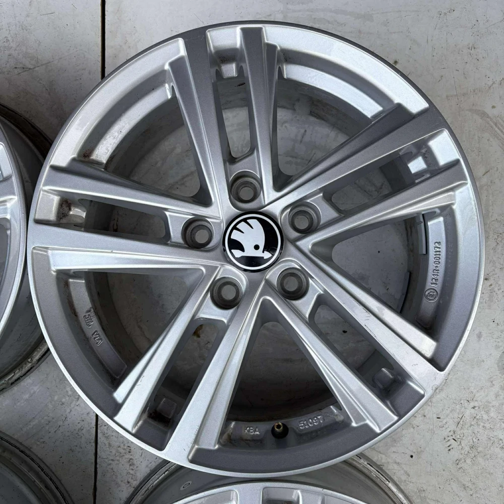ŠKODA OCTAVIA SUPERB YETI 16" 5X112
