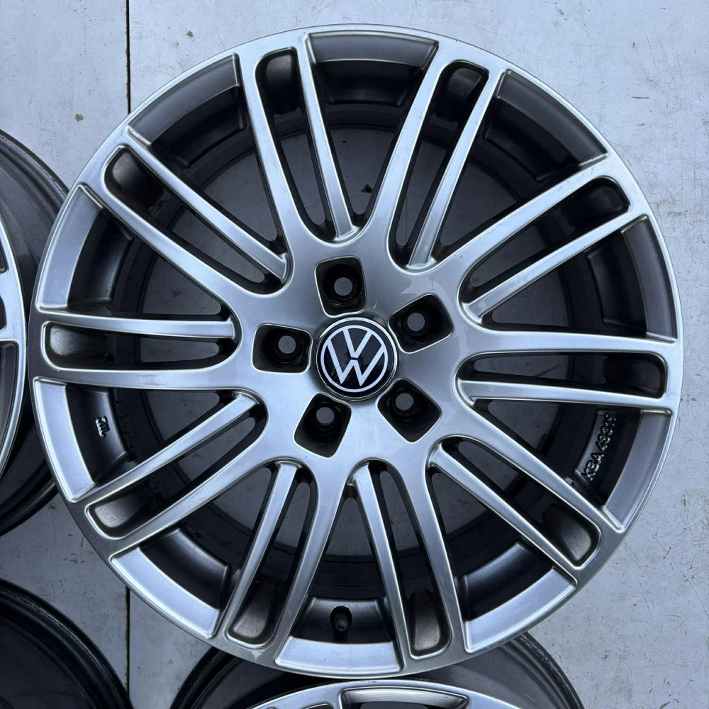 VW PASSAT GOLF TOURAN TIGUAN 17"