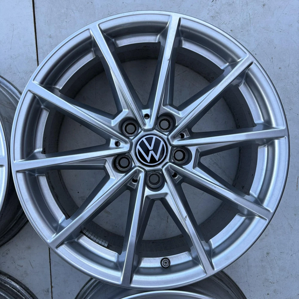 VW GOLF PASSAT TIGUAN SHARAN 17"
