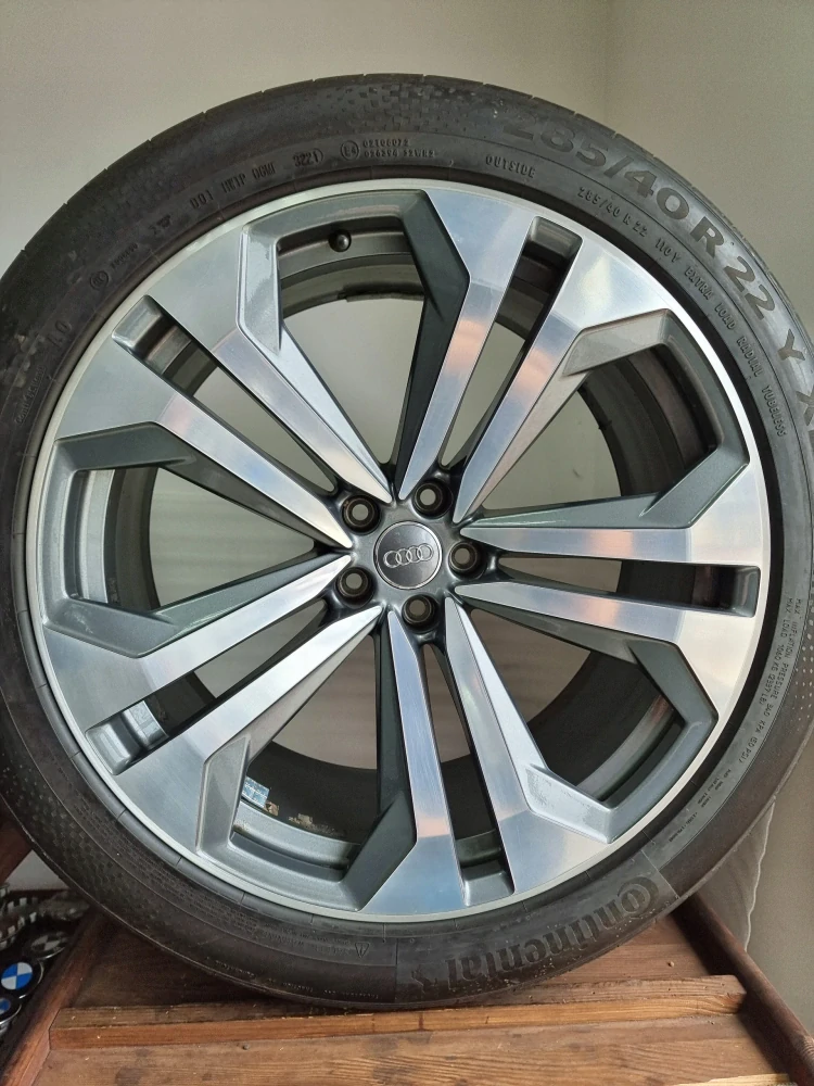 Audi Q8 4M8 Continental LATO 2021 22"