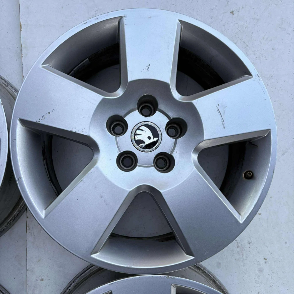 ŠKODA OCTAVIA SUPERB YETI KAROQ 17"