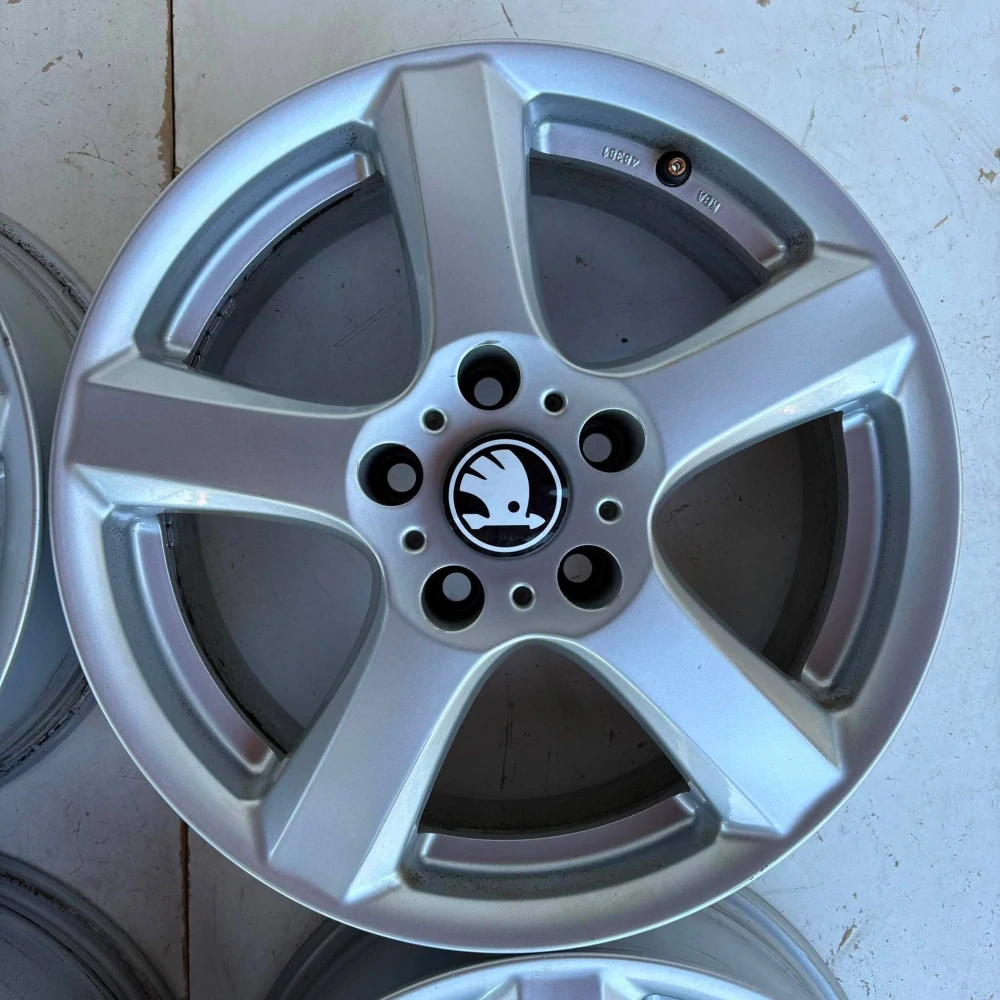 ALU KOLA ŠKODA OCTAVIA SUPERB YETI KAROQ 16" DPH