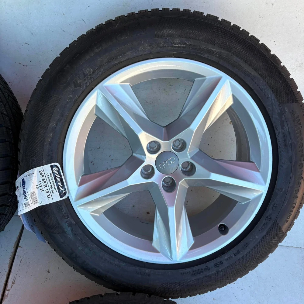 NOVÁ ZIMNÍ ALU KOLA AUDI Q7 4M 255/55R19 DPH