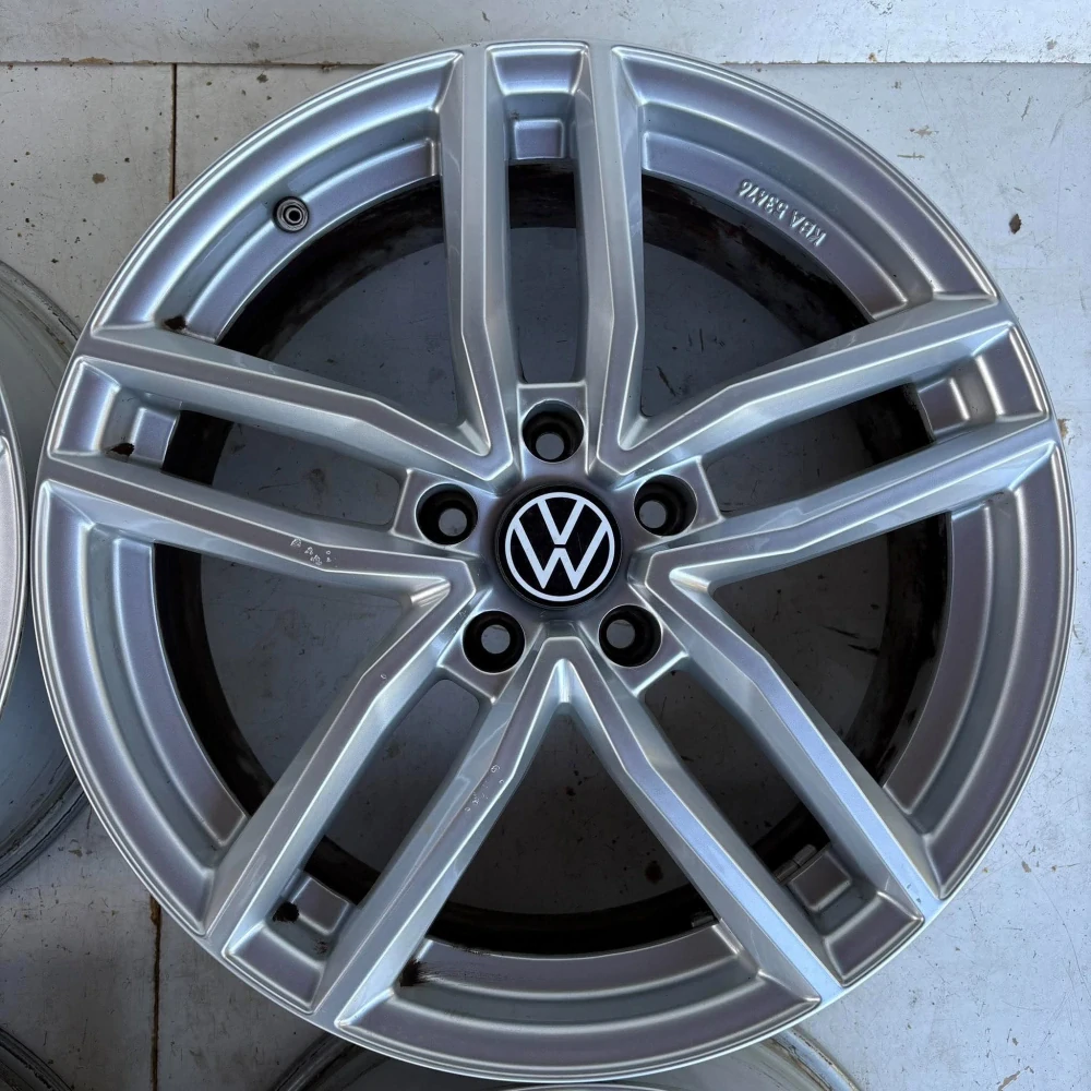 ALU KOLA VW GOLF PASSAT TIGUAN TAYRON 18" DPH