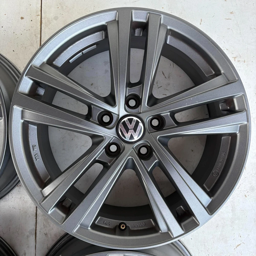 ALU KOLA VW PASSAT GOLF TIGUAN T-ROC 17"