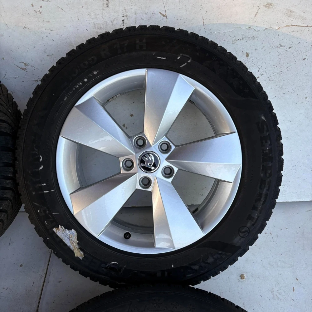ZIMNÍ KOLA ŠKODA KODIAQ 215/65R17 2024 DPH