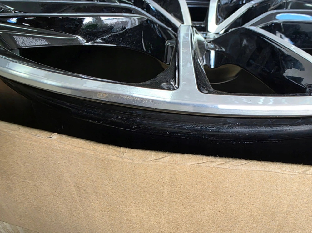 ORIGINÁLNÍ ALU KOLA MERCEDES AMG 23"