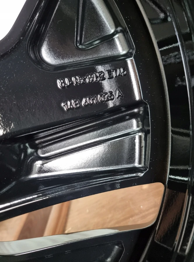 NOVÁ ALU KOLA VOLKSWAGEN 19"