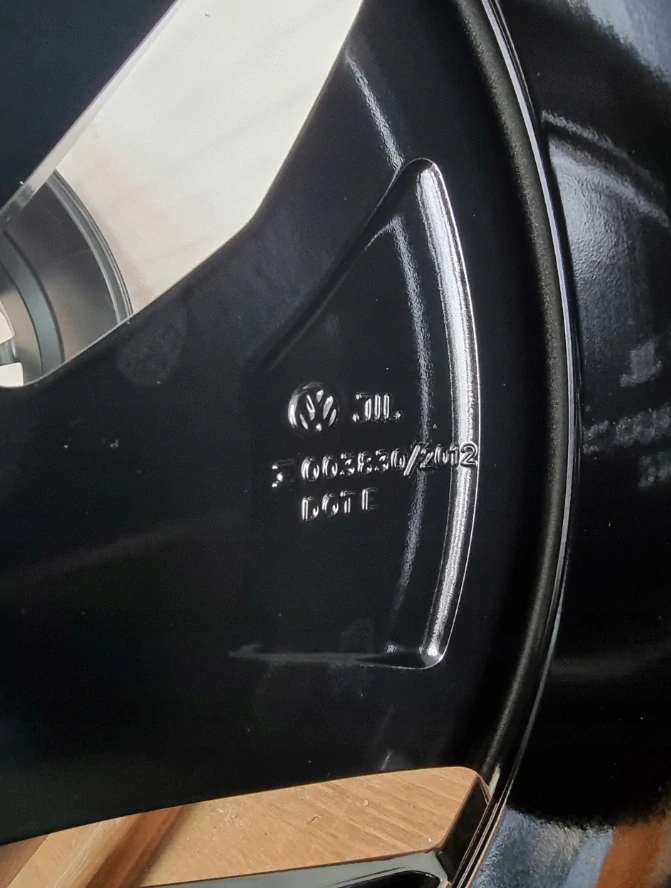 NOVÁ ALU KOLA ŠKODA 19" ENYAQ OCTAVIA 4 SUPERB KAROQ