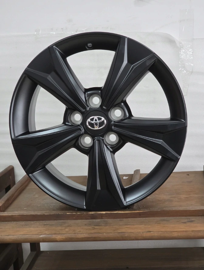 NOVÁ ALU KOLA TOYOTA 17" COROLLA AURIS