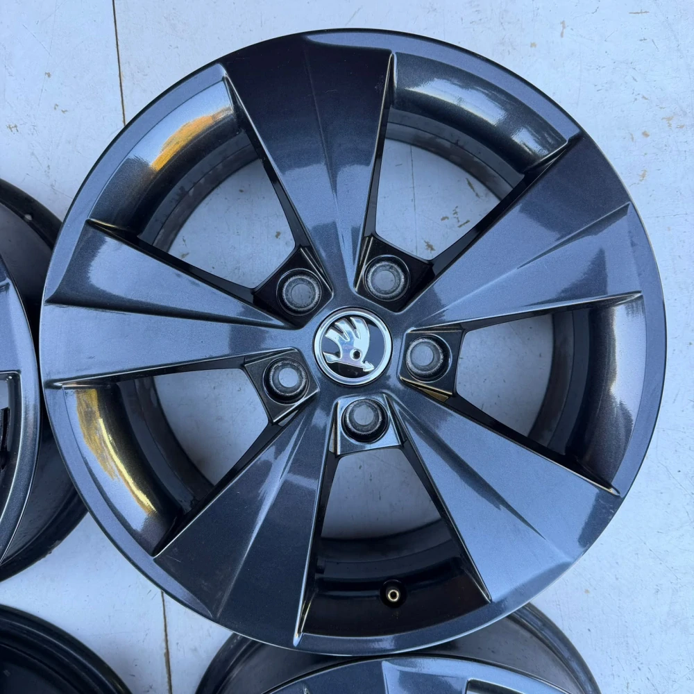 ALU KOLA ŠKODA OCTAVIA KAROQ SUPERB 16"