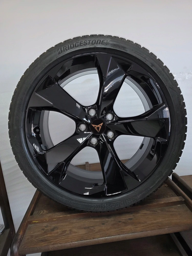 Seat Cupra Leon Mk4 18" Bridgestone 2023 ROK 5FA601025H