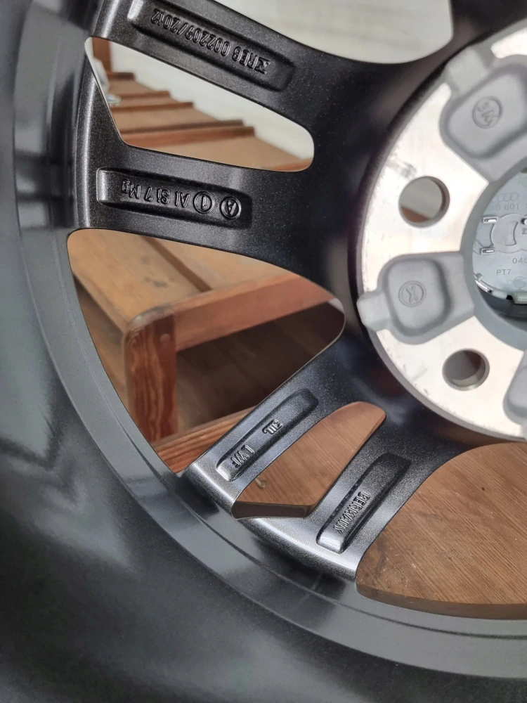 Audi A4 B8 B9 A6 C7 C8 Q5 8R FY A6 Allroad C7 18"