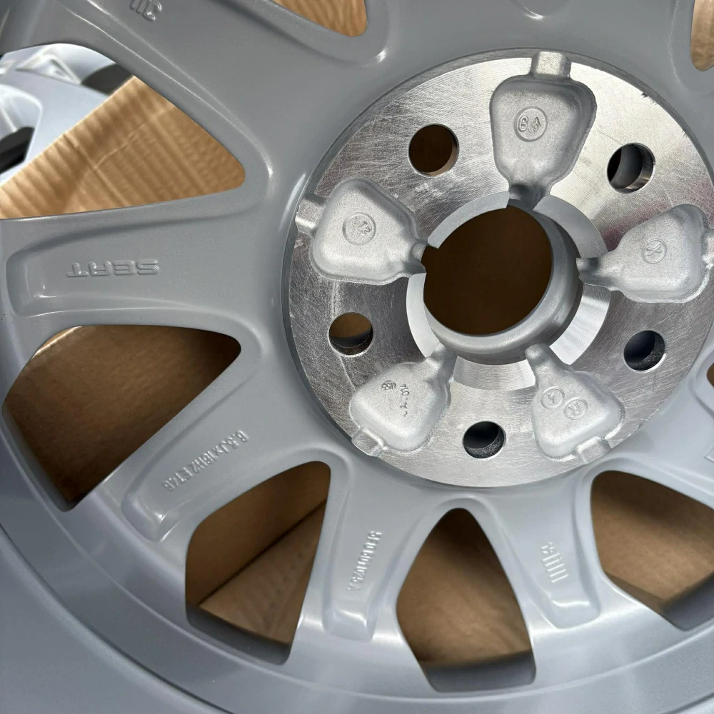NOVÁ ALU KOLA SEAT LEON ATECA ALHAMBRA 16" DPH