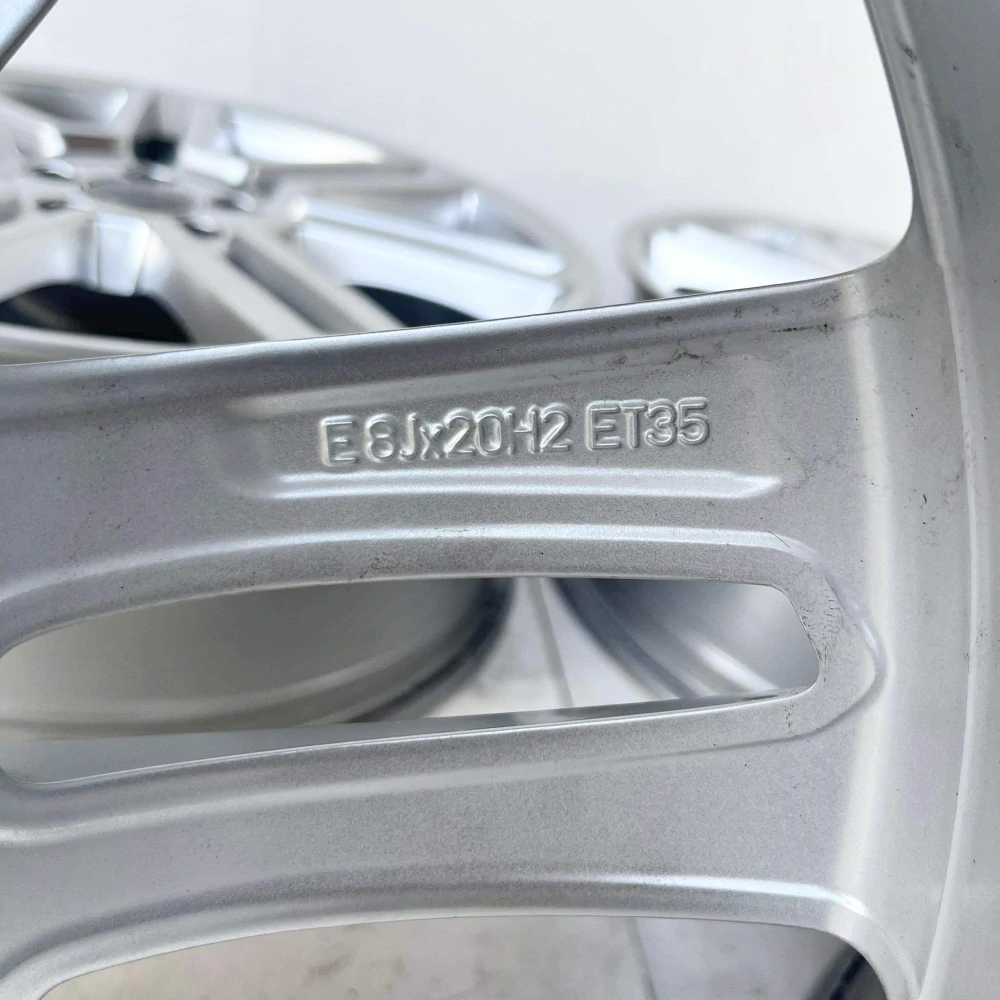 AUDI A4 A5 A6 A7 A8 Q3 Q5 20"